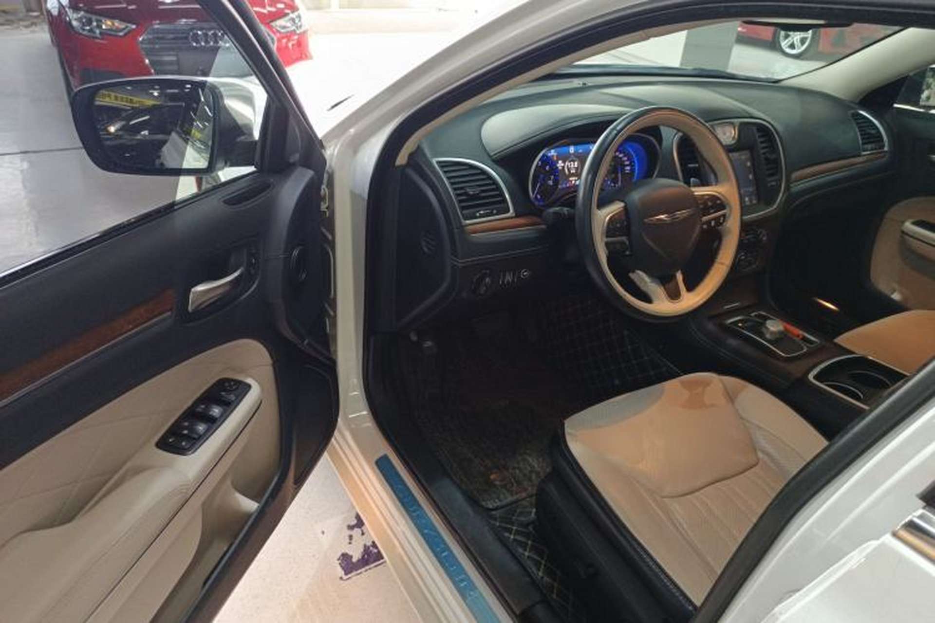 Used Chrysler 300C 2016 3.0L Supreme Edition Driver Seat