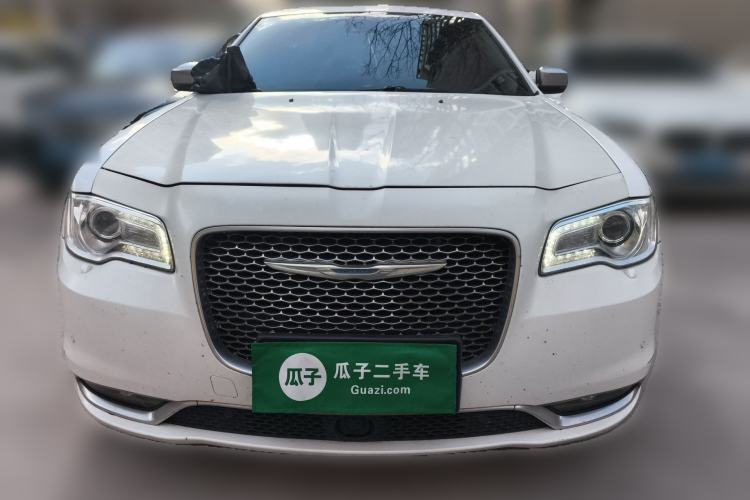 Used Chrysler 300C 2016 3.0L Supreme Edition Front