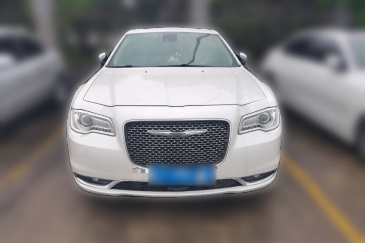Used Chrysler 300C 2016 3.0L Supreme Edition Front