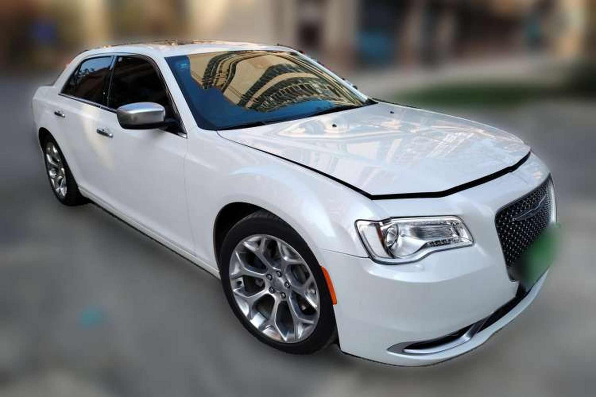 Used Chrysler 300C 2016 3.0L Supreme Edition Front Right 45 Deg