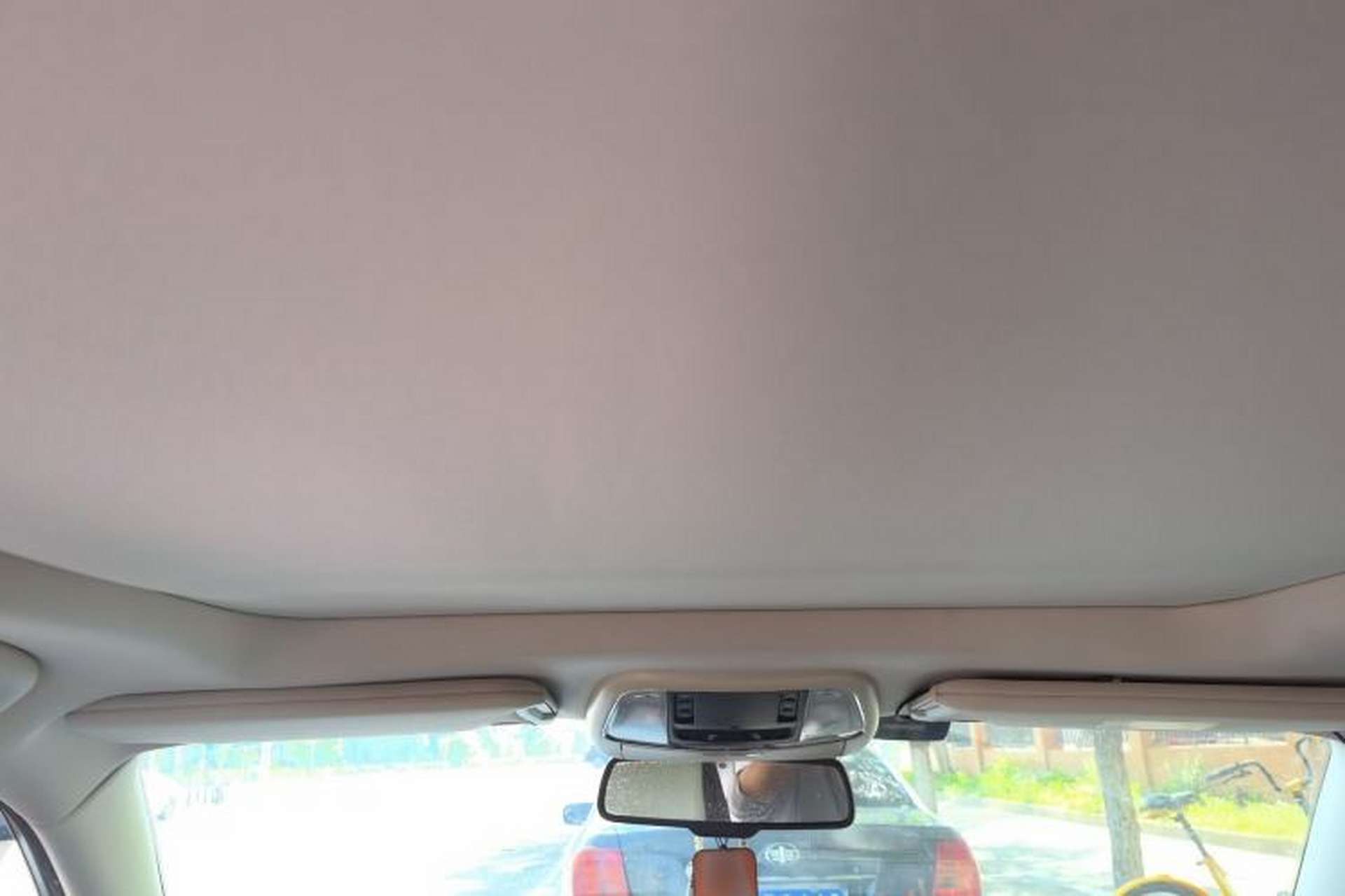 Used Chrysler 300C 2016 3.0L Supreme Edition Headliner