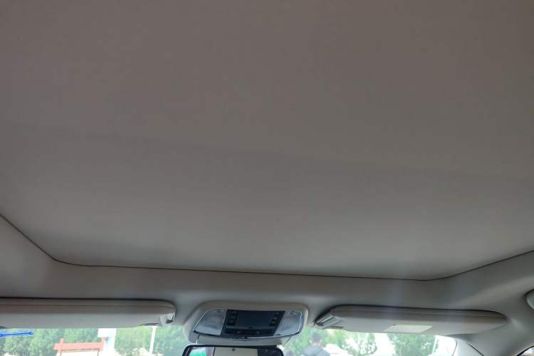Used Chrysler 300C 2016 3.0L Supreme Edition Headliner