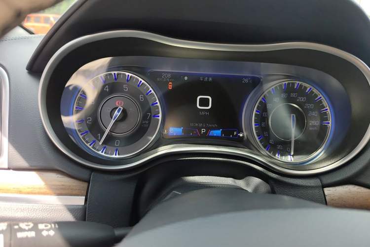 Used Chrysler 300C 2016 3.0L Supreme Edition Instrument Cluster