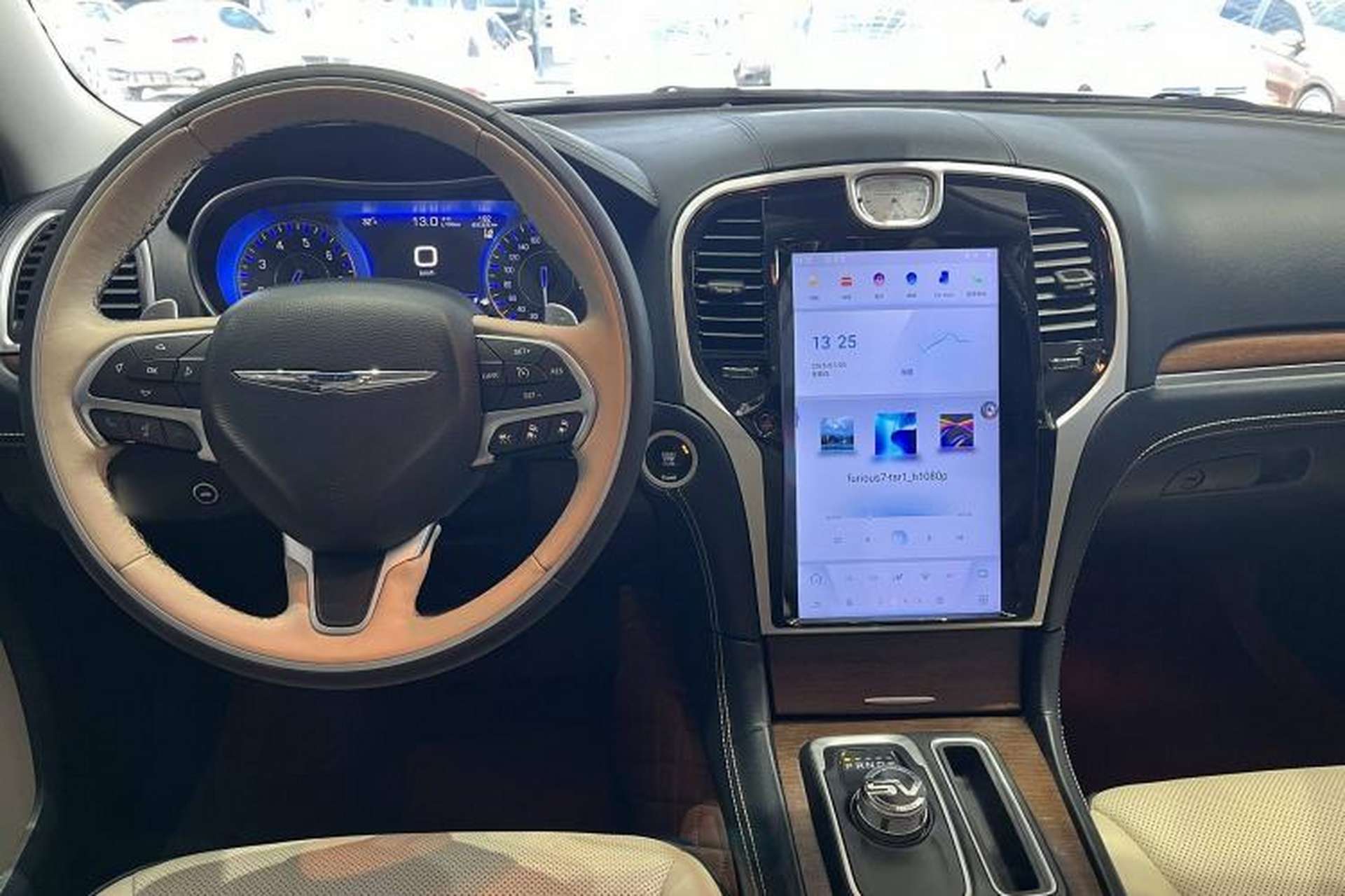 Used Chrysler 300C 2016 3.0L Supreme Edition Interior 4