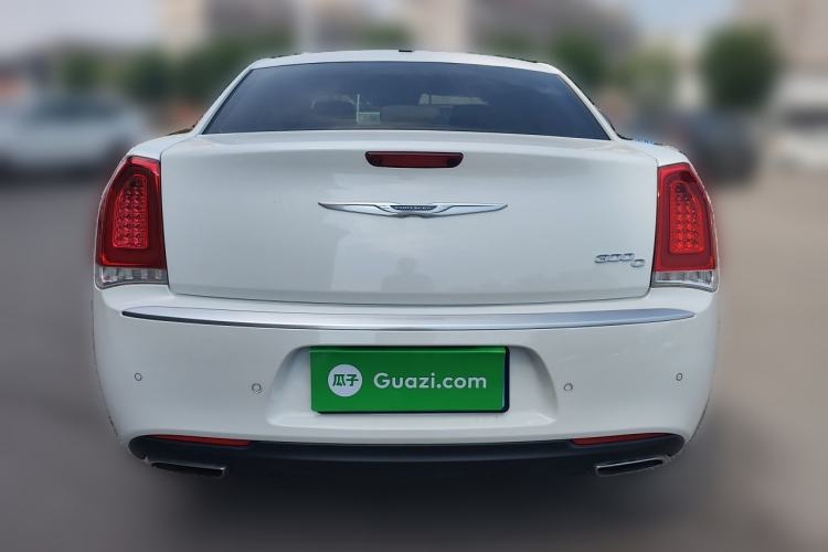 Used Chrysler 300C 2016 3.0L Supreme Edition Rear