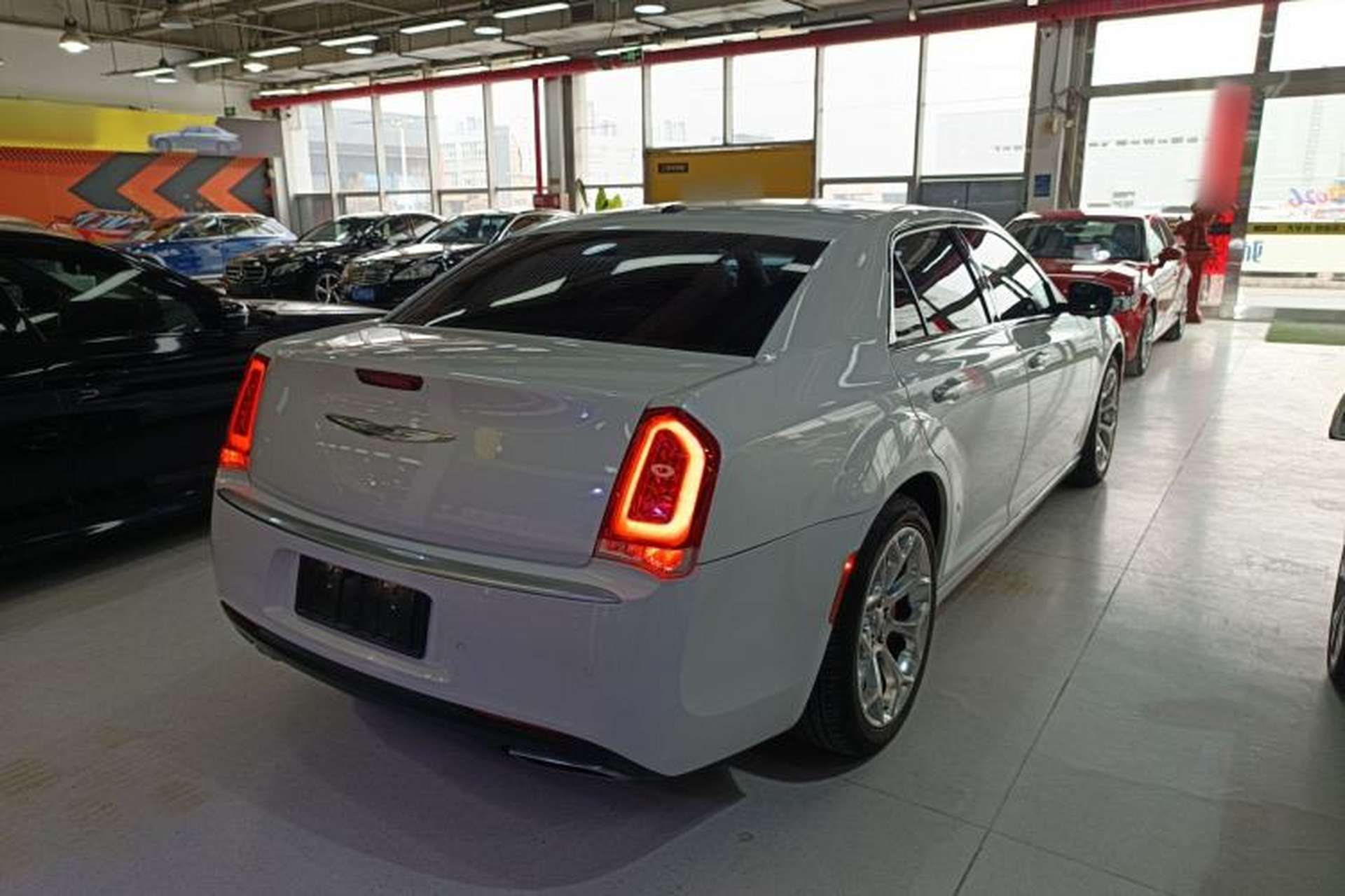 Used Chrysler 300C 2016 3.0L Supreme Edition Rear Right 45 Deg