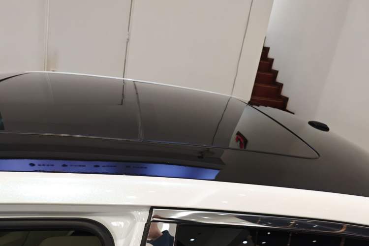 Used Chrysler 300C 2016 3.0L Supreme Edition Roof