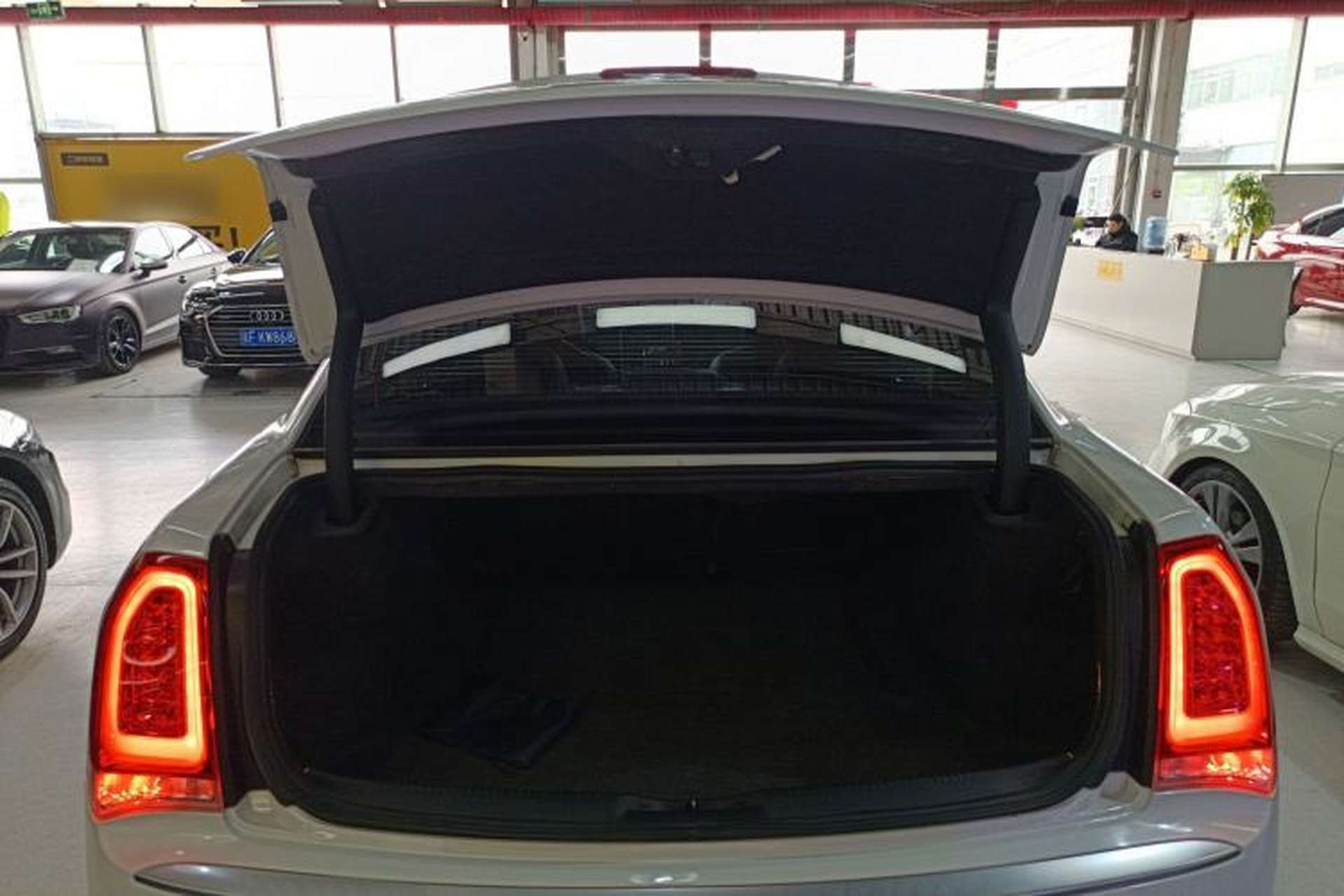 Used Chrysler 300C 2016 3.0L Supreme Edition Trunk