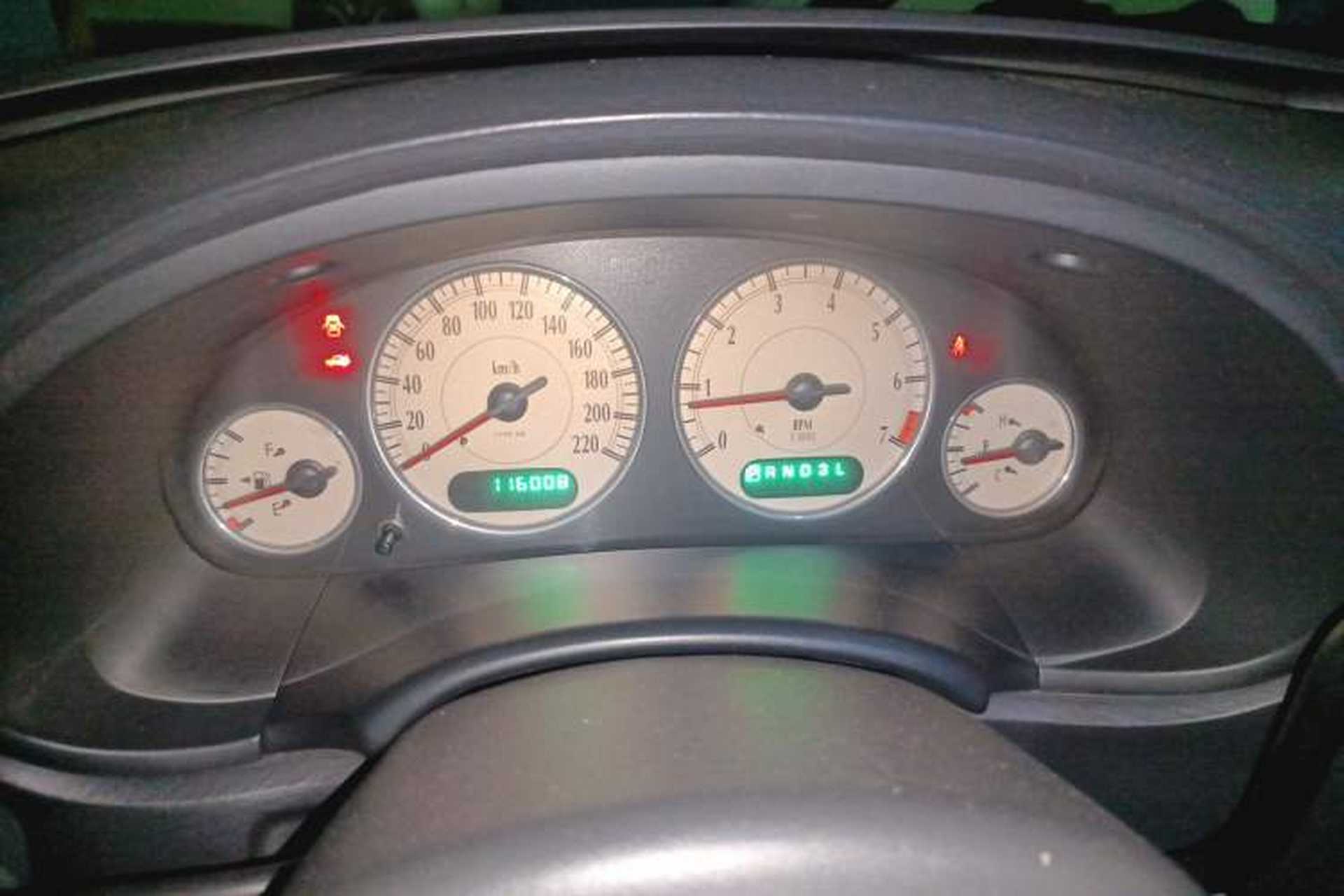 Used Chrysler Grand Voyager  Odometer Close Up