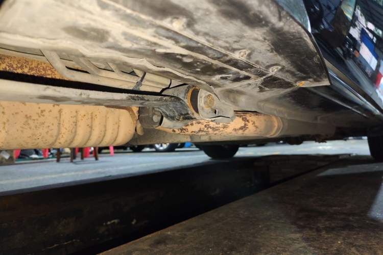 Used Chrysler Grand Voyager 2007 3.3L Business Edition Chassis Rear Right