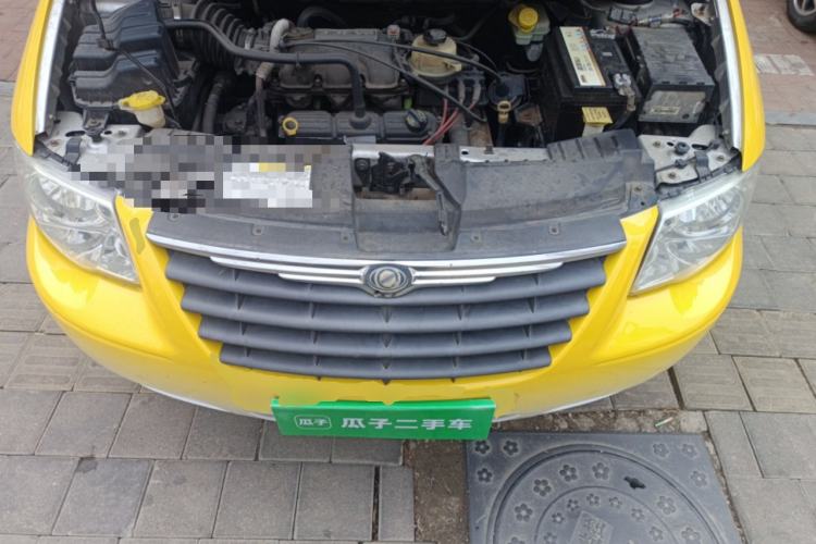Used Chrysler Grand Voyager  Engine Bay