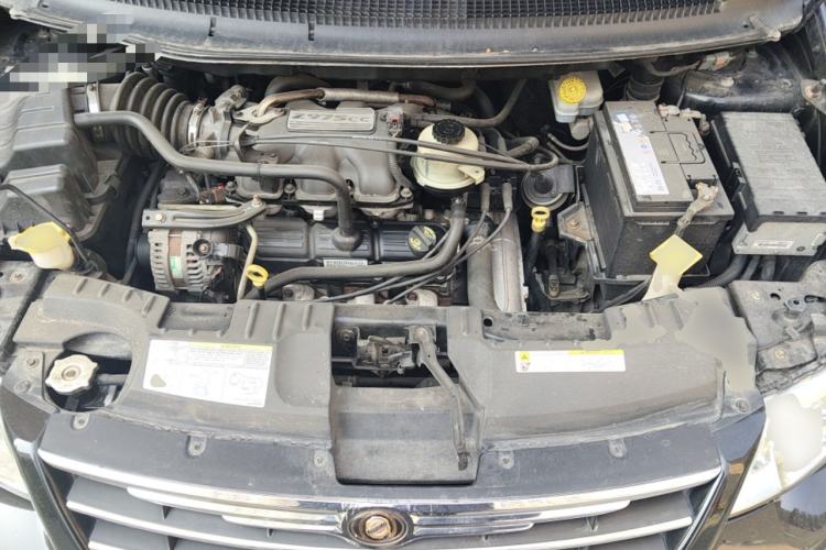 Used Chrysler Grand Voyager 2012 3.0L Ultimate Edition Engine Bay