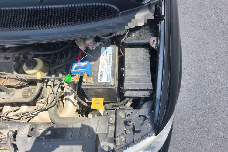 Used Chrysler Grand Voyager 2012 3.0L Classic Edition Engine Bay Left