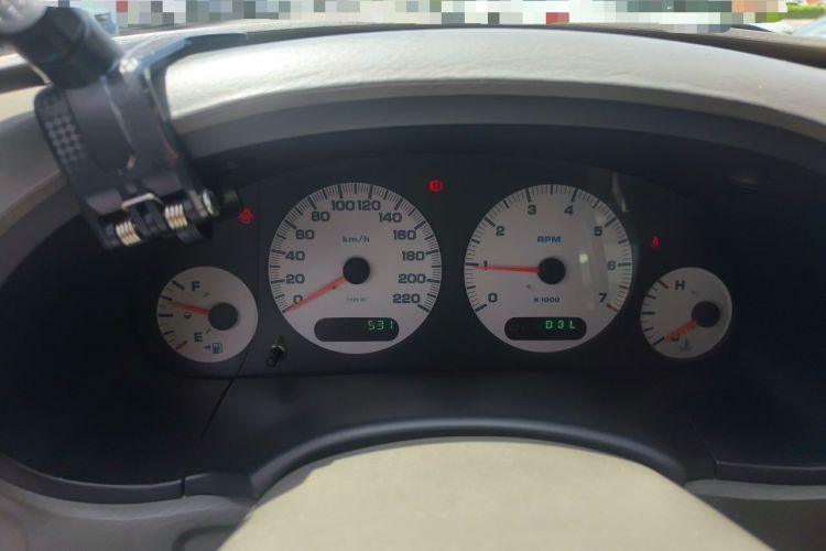 Used Chrysler Grand Voyager 2012 3.0L Classic Edition Instrument Cluster
