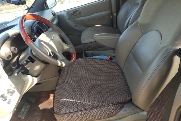 Used Chrysler Grand Voyager 2012 3.0L Ultimate Edition Left Front Seat