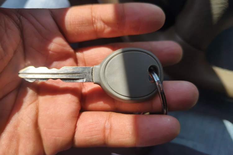 Used Chrysler Grand Voyager 2012 3.0L Classic Edition Vehicle Key