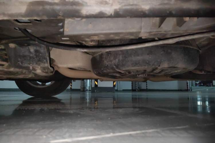 Used Chrysler Grand Voyager 2013 3.6L Luxury Edition Chassis Front Left
