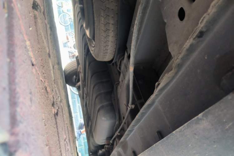 Used Chrysler Grand Voyager 2013 3.6L Luxury Edition Chassis Front Left