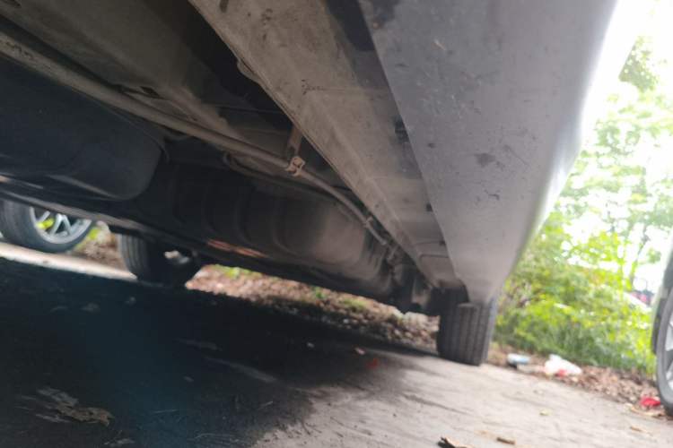 Used Chrysler Grand Voyager 2013 3.6L Luxury Edition Chassis Front Left