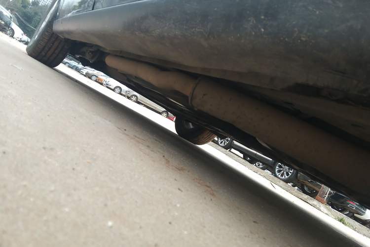 Used Chrysler Grand Voyager 2013 3.6L Luxury Edition Chassis Front Right