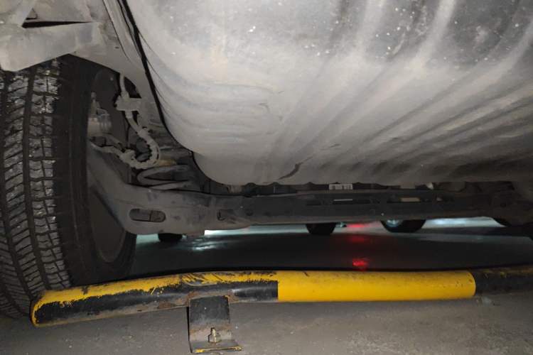 Used Chrysler Grand Voyager 2013 3.6L Luxury Edition Chassis Rear