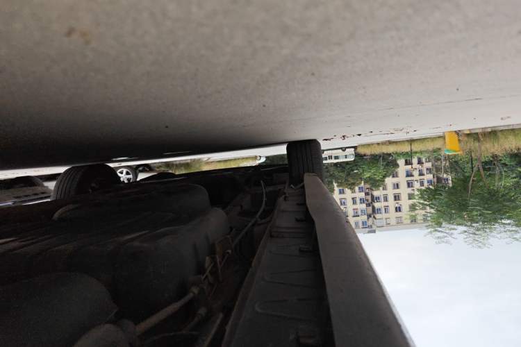 Used Chrysler Grand Voyager 2013 3.6L Luxury Edition Chassis Rear Left
