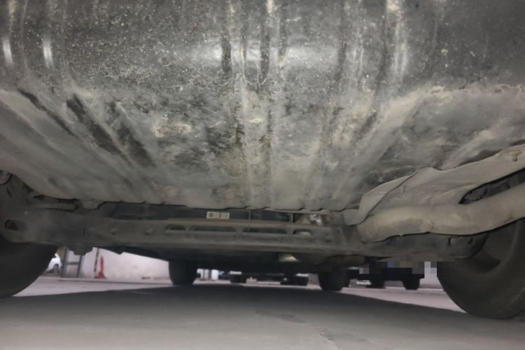Used Chrysler Grand Voyager 2013 3.6L Luxury Edition Chassis Rear