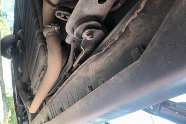 Used Chrysler Grand Voyager 2013 3.6L Luxury Edition Chassis Rear Right