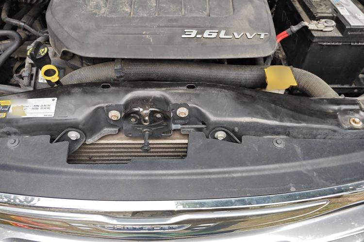 Used Chrysler Grand Voyager 2013 3.6L Luxury Edition Engine Bay