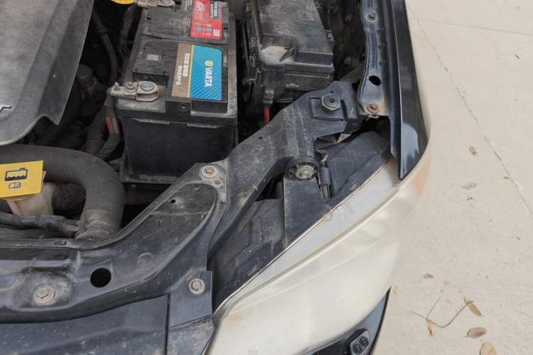 Used Chrysler Grand Voyager 2013 3.6L Luxury Edition Engine Bay Left