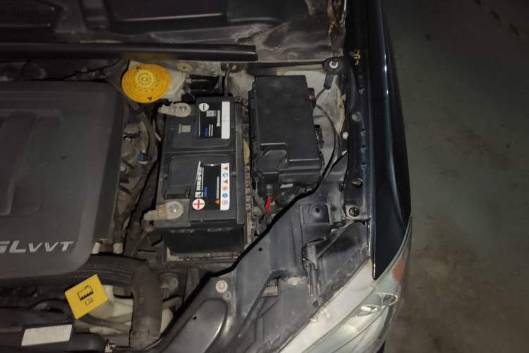 Used Chrysler Grand Voyager 2013 3.6L Luxury Edition Engine Bay Left