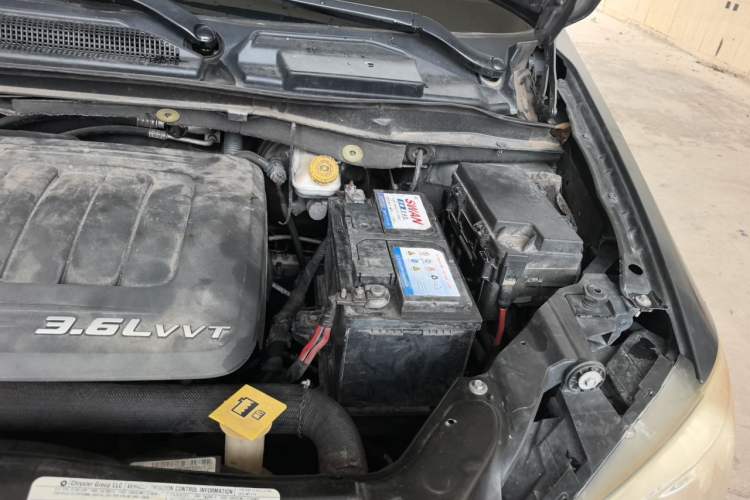 Used Chrysler Grand Voyager  Engine Bay Left