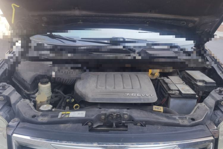 Used Chrysler Grand Voyager 2013 3.6L Luxury Edition Engine Bay
