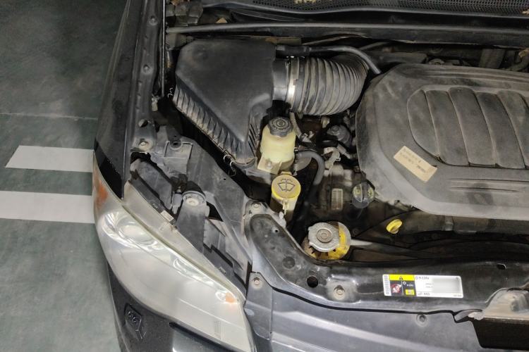 Used Chrysler Grand Voyager 2013 3.6L Luxury Edition Engine Bay Right
