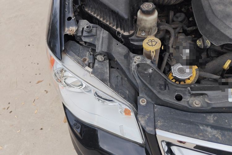 Used Chrysler Grand Voyager 2013 3.6L Luxury Edition Engine Bay Right