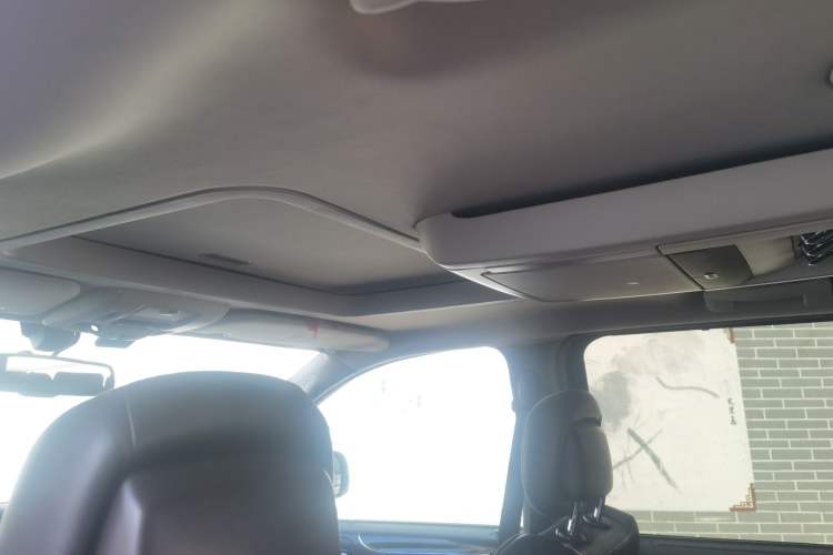 Used Chrysler Grand Voyager 2013 3.6L Luxury Edition Headliner