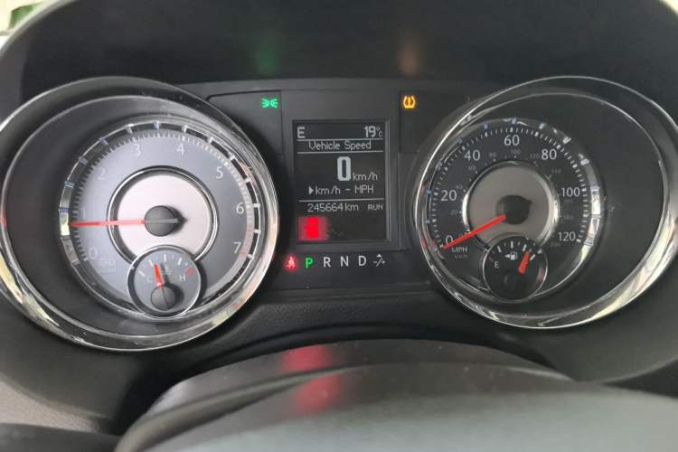 Used Chrysler Grand Voyager  Instrument Cluster