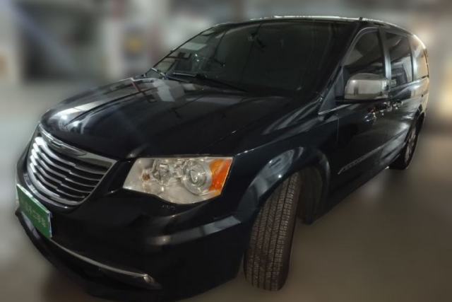 Used Chrysler Grand Voyager 2013 3.6L Luxury Edition