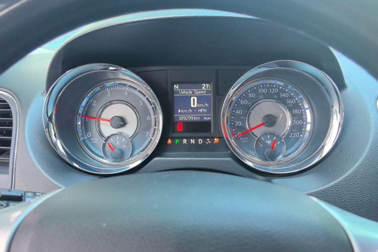 Used Chrysler Grand Voyager 2013 3.6L Luxury Edition Odometer Close Up