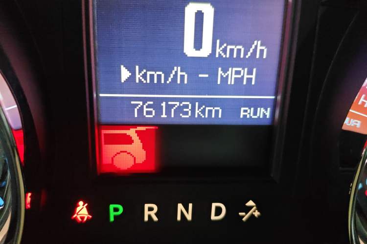Used Chrysler Grand Voyager 2013 3.6L Luxury Edition Odometer Close Up