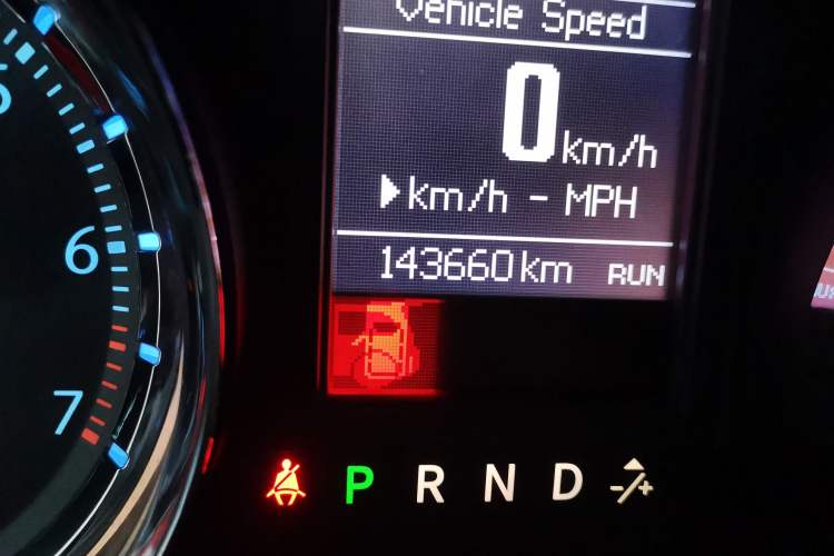 Used Chrysler Grand Voyager 2013 3.6L Luxury Edition Odometer Close Up