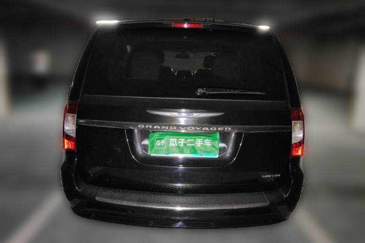 Used Chrysler Grand Voyager 2013 3.6L Luxury Edition Rear