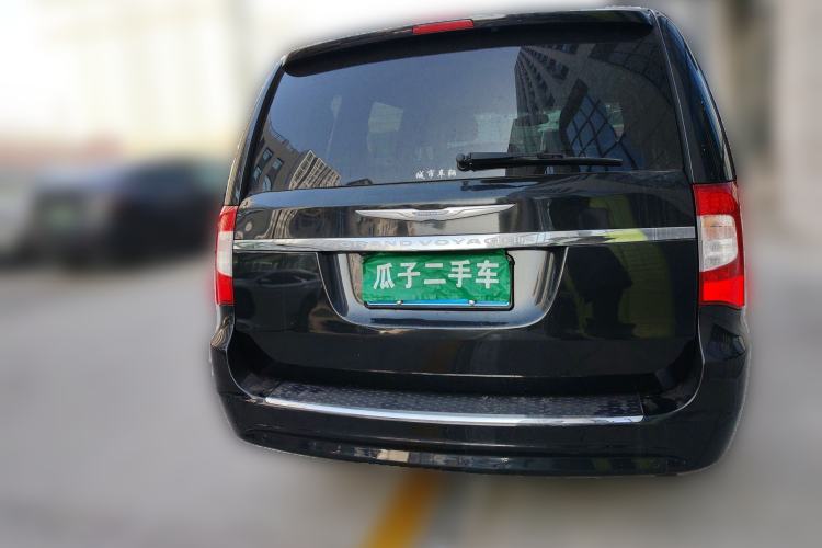 Used Chrysler Grand Voyager 2013 3.6L Luxury Edition Rear