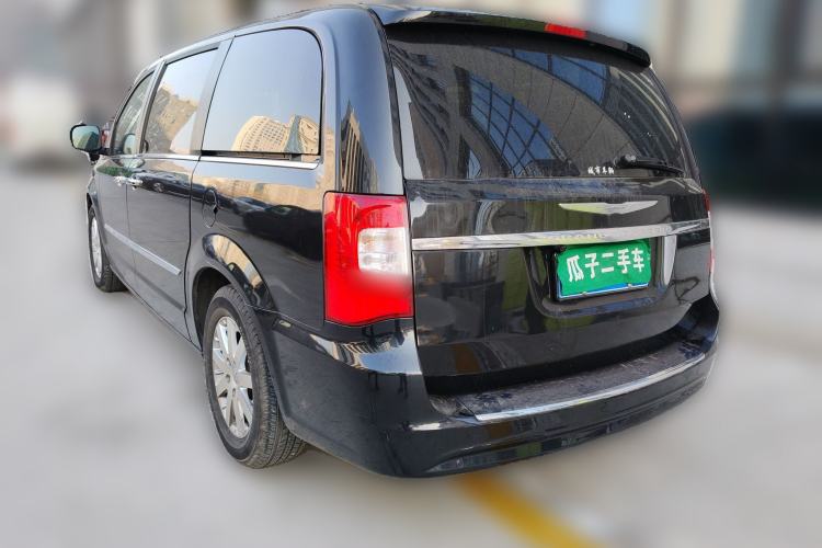 Used Chrysler Grand Voyager 2013 3.6L Luxury Edition Rear Left 45 Deg