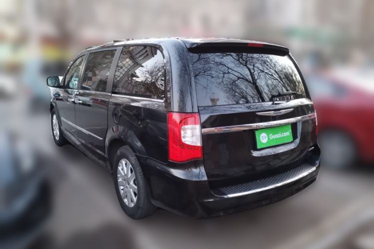 Used Chrysler Grand Voyager 2013 3.6L Luxury Edition Rear Left 45 Deg