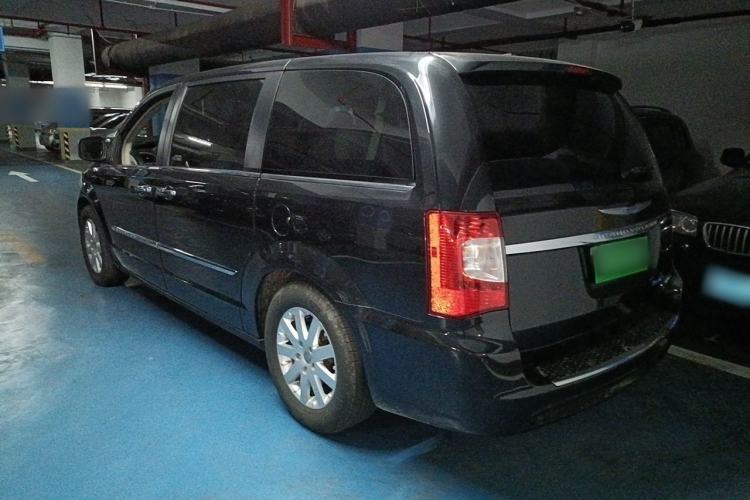 Used Chrysler Grand Voyager 2013 3.6L Luxury Edition Rear Left 45 Deg