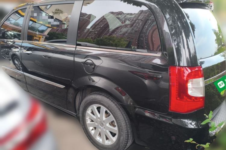 Used Chrysler Grand Voyager 2013 3.6L Luxury Edition Rear Left 45 Deg