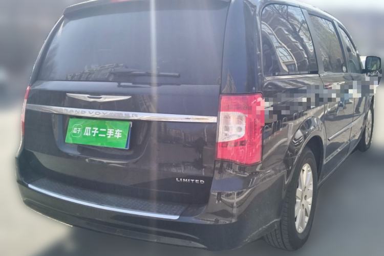 Used Chrysler Grand Voyager 2013 3.6L Luxury Edition Rear Right 45 Deg