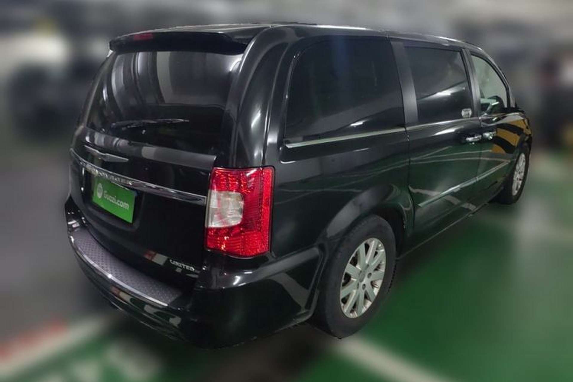 Used Chrysler Grand Voyager 2013 3.6L Luxury Edition Rear Right 45 Deg