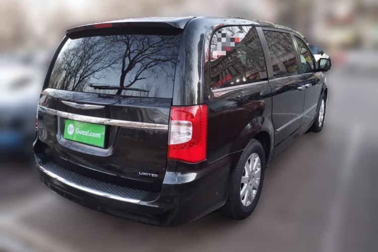 Used Chrysler Grand Voyager 2013 3.6L Luxury Edition Rear Right 45 Deg